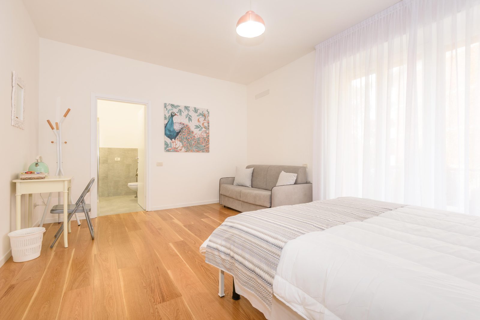 Vierbettzimmer mit Balkon